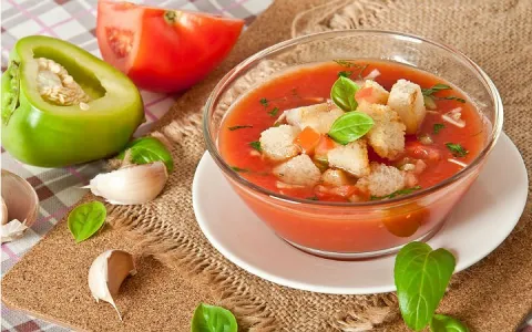 Gazpacho Soğuk Çorba