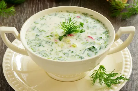Salatalıklı Soğuk Yaz Çorbası
