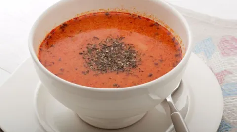 Kremalı Tarhana Çorbası
