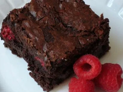 Frambuazlı Browni Pasta Tarifi
