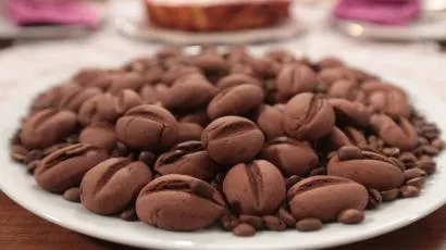 Kahve Çekirdeği Şeklinde Kurabiye Tarifi