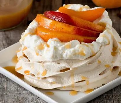 Kayısılı Pavlova Tarifi