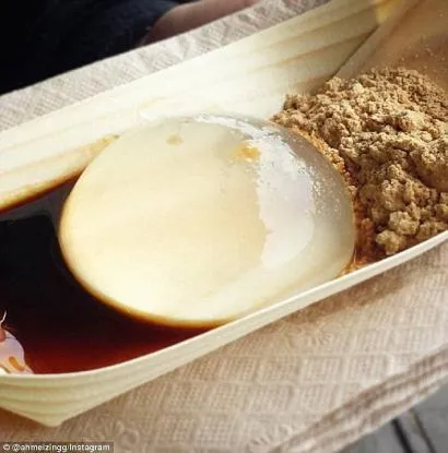 Yağmur Damlası Kek- Raindrop Cake Tarifi