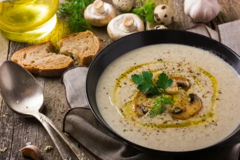 Consomme Berrak Çorba