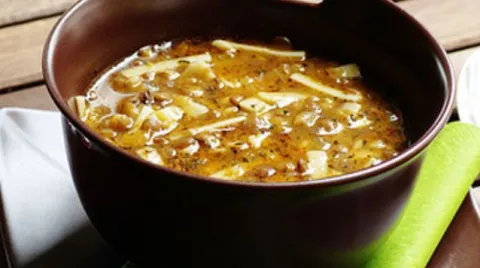 Erişteli Yeşil Mercimek