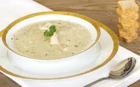 Terbiyeli Tavuklu Pirinç Çorbası