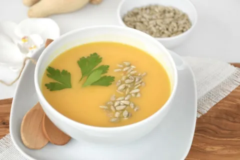 Sarımsaklı Bal Kabağı Çorbası