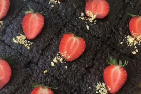 Bol Çikolatalı Islak Kek
