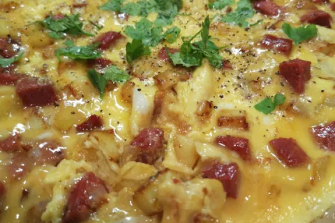 Bol Malzemeli Omlet