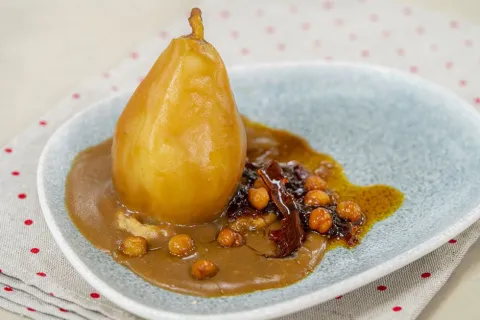 Boza Soslu Nohutlu Poşe Armut