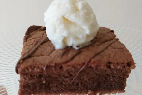 Cevizli ve Kakaolu Kek