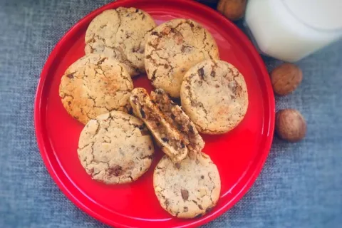 Chocolate Chip Cookie