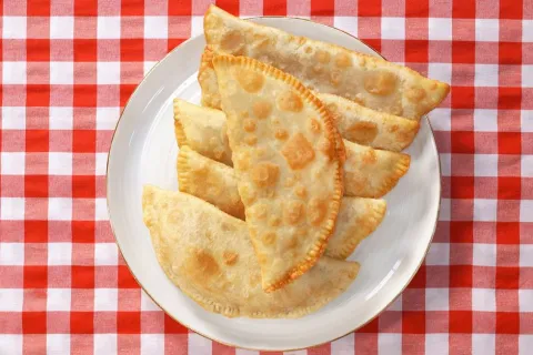 Çibörek (Çiğ Börek)