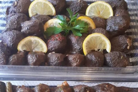 Ekşili Kuru Patlıcan Dolması