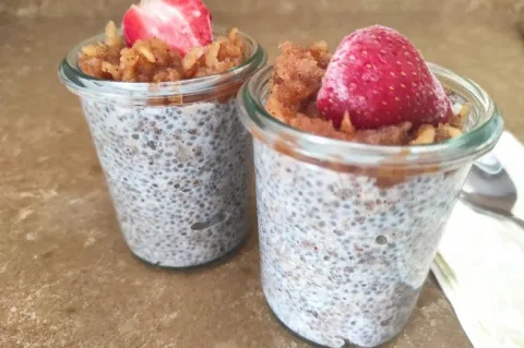 Elmalı Chia Puding