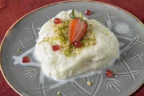 Elmalı Güllaç Dolması