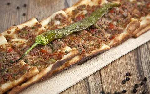 Etli Ekmek