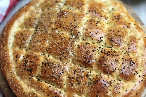 Evde Ramazan Pidesi