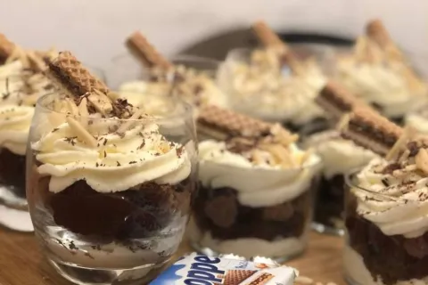 Gofretli Bardak Tatlısı