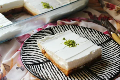 İrmikli Etimek Tatlısı