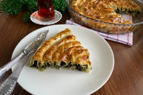 Ispanaklı Börek