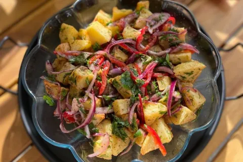 Kızarmış Patates Salatası