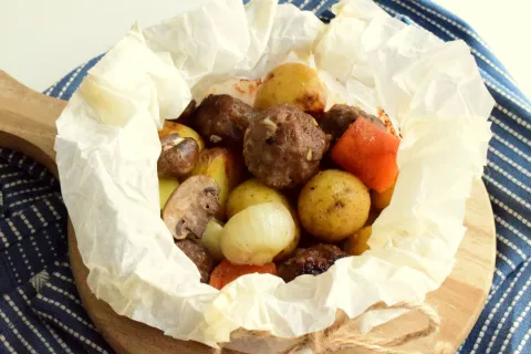 Kağıtta Köfte
