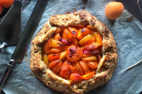 Kayısı ve Şeftalili Galette