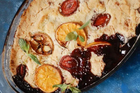 Kırmızı Meyveli Crumble
