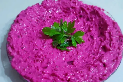 Kırmızı Pancar Salatası