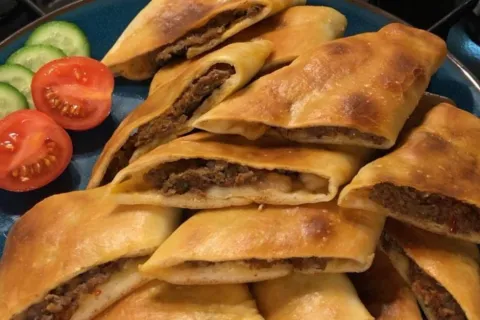 Kıymalı Kır Pidesi