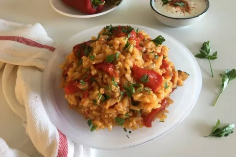 Köz Biberli Domatesli Pilav