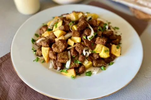 Lokanta Usulü Arnavut Ciğeri