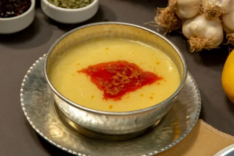 Lokanta Usulü Sarı Mercimek Çorbası