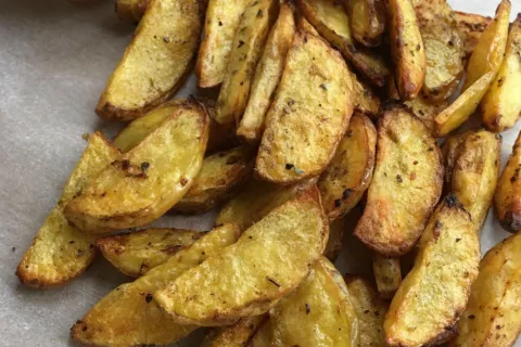Fırında Baharatlı Patates Kızartması