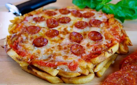 Patates Kızartması Tabanlı Pizza