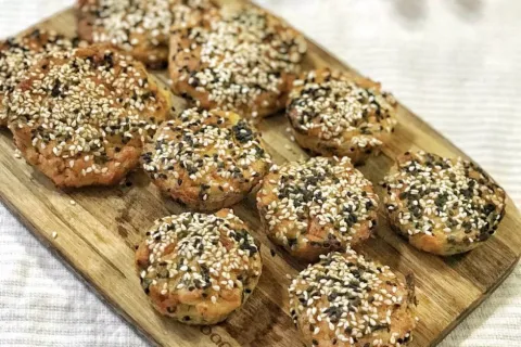 Patatesli Otlu Ekmek