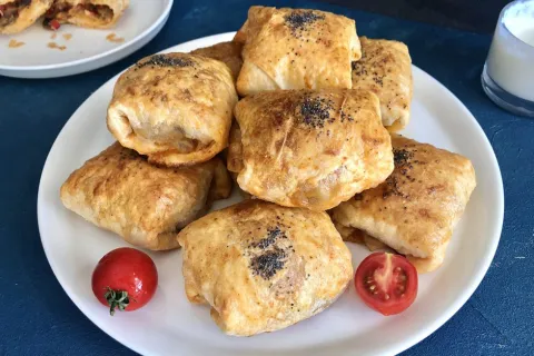 Patlıcanlı Talaş Böreği