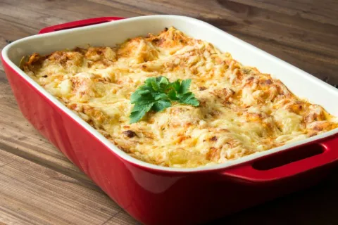 Beyaz Peynirli Fırında Makarna
