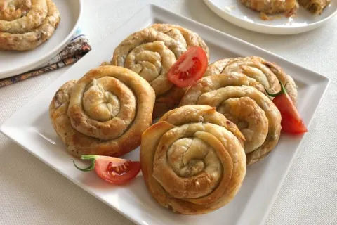 Pırasalı Boşnak Böreği