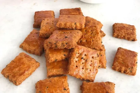 Pizza Tadında Kraker