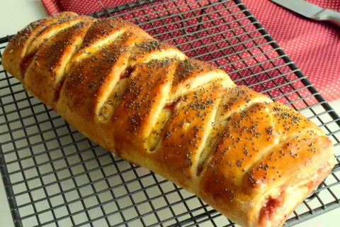 Reçelli Çörek