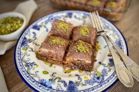 Sütlü Soğuk Baklava