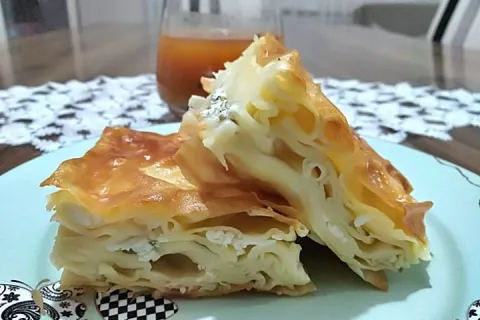 Pratik Su Böreği