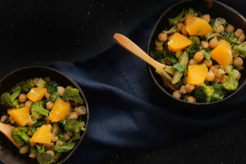 Tatlı Ekşi Nohut Salatası