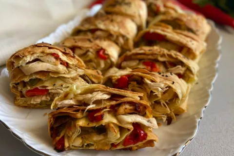 Tavuklu Börek