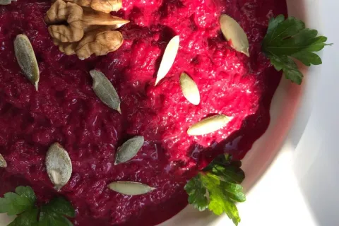 Yoğurtlu Pancar Salatası