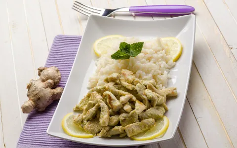 Zencefilli Tavuk ve Pilav