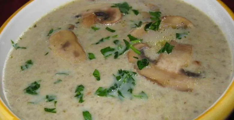 Mantarlı Tavuk Çorbası tarifi