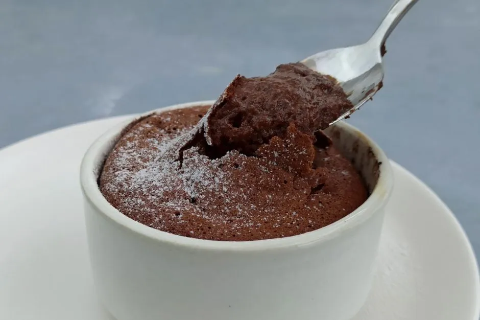 10 Dakikada Çikolatalı Sufle tarifi
